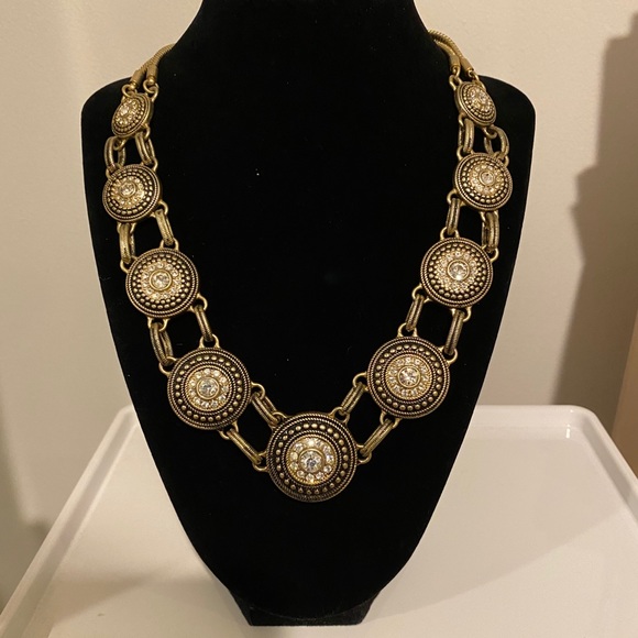 Lia Sophia Statement Necklace - Picture 3 of 4